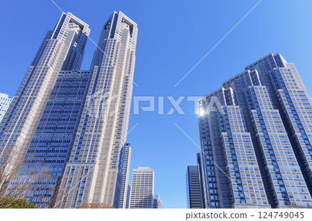 Tokyo, Nishi-Shinjuku business district Tokyo, Nishi-Shinjuku business district 124749045