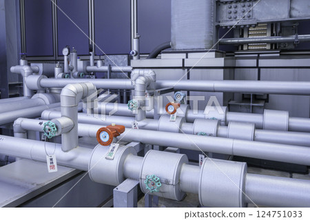 建築物屋頂上的設備。照片由東京電子專門學校、電波學園株式會社提供。 124751033