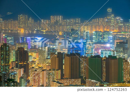 香港九龍山頂夜景 124752263
