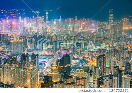 Night view from Kowloon Peak, Hong Kong 124752271