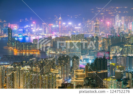 Night view from Kowloon Peak, Hong Kong 124752276
