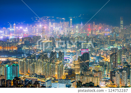 香港九龍山頂夜景 124752287
