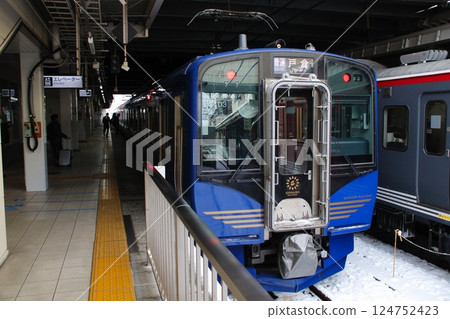 信濃鐵道SR1係定期列車(輕井澤⇔長野) 信濃鐵道SR1係定期列車(輕井澤⇔長野) 124752423