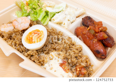 美味的炒飯外賣 124752733