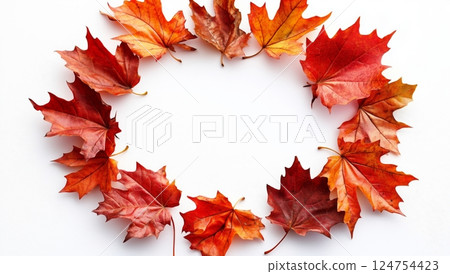 Autumn Leaves Create a Vibrant Circular Arrangement on a White Background 124754423