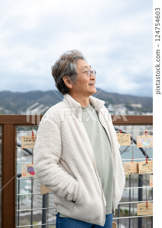 Senior men with a smile Senior men with a smile 124754603