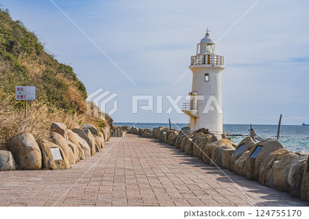 Scenery of the Irago Cape Lighthouse in Tahara City (Aichi Prefecture) Scenery of the Irago Cape Lighthouse in Tahara City (Aichi Prefecture) 124755170