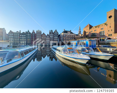 Houses of Amstardam, Netherlands 124759165