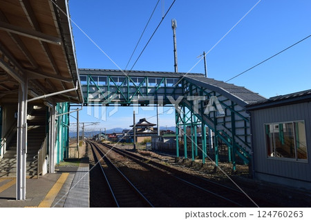 火車站內的天橋 124760263