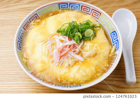 Delicious tenshin rice Delicious tenshin rice 124761023