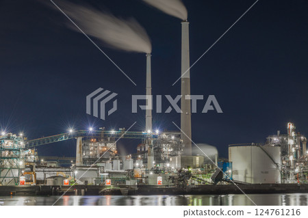 [山口縣周南德山港町的工廠夜景] 124761216