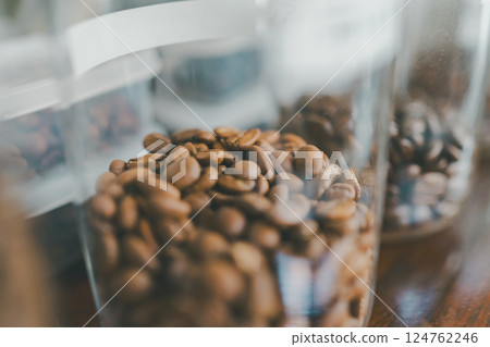 coffee bean, coffee-bean, bean 124762246
