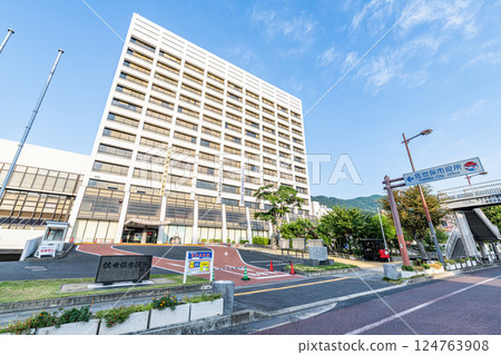 長崎縣佐世保市政府 124763908
