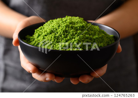 Wolffia or watermeal, Healthy edible small aquatic plant high protein and fiber 124765263