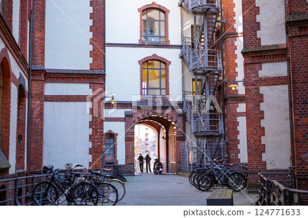 Old building in Speicherstadt Old building in Speicherstadt 124771633