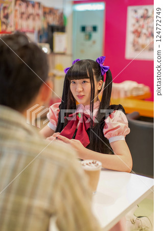 女僕 女生 女 124772749