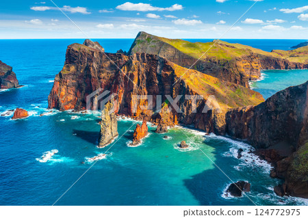 Landscape with Ponta de Sao Lourenco, Madeira Island, Portugal 124772975