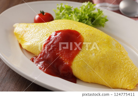 Delicious omelet rice with ketchup Delicious omelet rice with ketchup 124775411