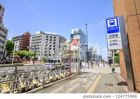 Scenery near Fushimi subway station in Nagoya Scenery near Fushimi subway station in Nagoya 124775999