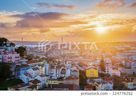Sunset view of Lisbon from Miradouro da Senhora do Monte viewpoint. Lisbon, Portugal 124776282