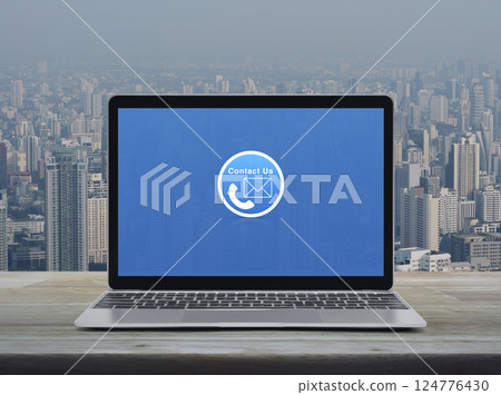 Business contact us online concept 124776430