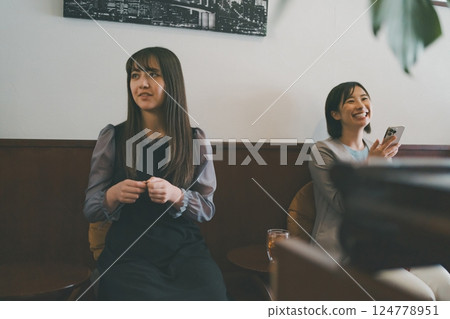 咖啡館 咖啡廳 cafe 124778951