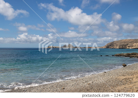 Atlantic ocean shore, south Gran Canaria, Spain 124779620