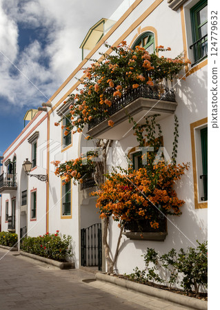 Idyllic street in Puerto de Mogan, Spain 124779632