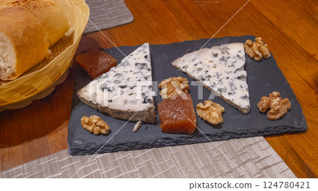 Valdeon Cheese 124780421