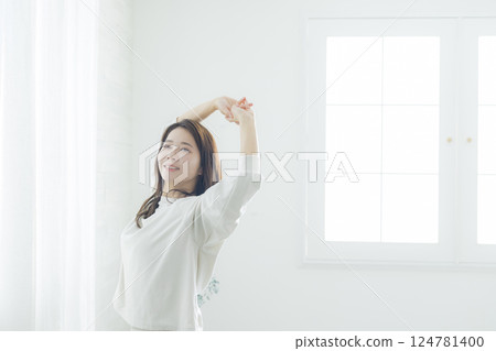 A woman growing A woman growing 124781400