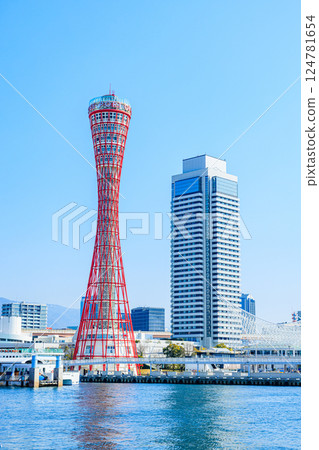 Spring in Kobe Port, Kobe City, Hyogo Prefecture 124781654