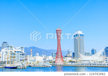 Spring in Kobe Port, Kobe City, Hyogo Prefecture 124781662