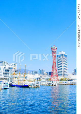 Spring in Kobe Port, Kobe City, Hyogo Prefecture 124781665