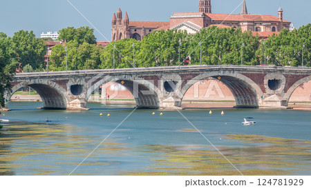 Garonne River and Pont Neuf timelapse in downtown Toulouse, France Garonne River and Pont Neuf timelapse in downtown Toulouse, France 124781929