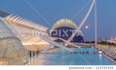 Stunning day-to-night timelapse of Valencia's City of Arts and Sciences, Spain. 124781939