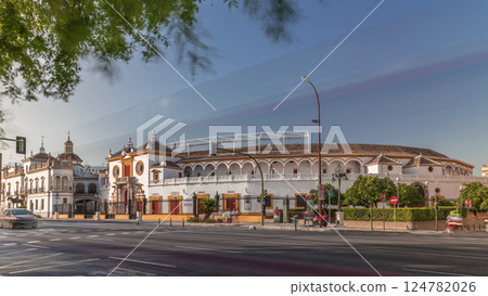 Plaza de Toros de la Real Maestranza de Caballeria de Sevilla timelapse hyperlapse 124782026
