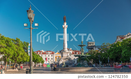 Timelapse hyperlapse of Rossio Square with wavy cobblestones, fountain and Pedro IV monument. Lisbon, Portugal 124782350