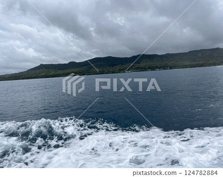 Sea of Guam as seen from the ship 124782884