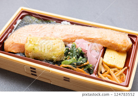 Delicious salmon and saikyo grilled seaweed bento Delicious salmon and saikyo grilled seaweed bento 124783552