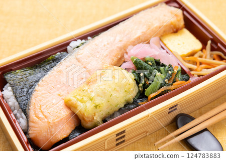 Delicious grilled salmon lunch box Delicious grilled salmon lunch box 124783883