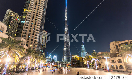 Dubai downtown and Burj Khalifa timelapse hyperlapse in Dubai, UAE Dubai downtown and Burj Khalifa timelapse hyperlapse in Dubai, UAE 124791891