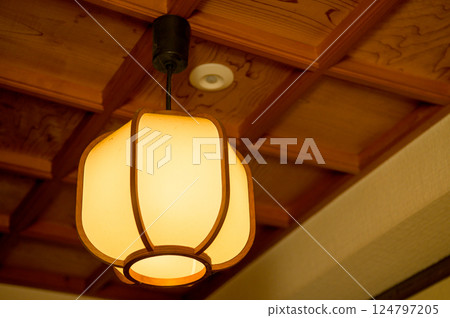 Japanese-style lighting in the entrance Japanese-style lighting in the entrance 124797205