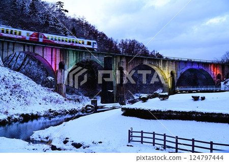 遠野眼鏡橋的冬季點燈活動 124797444