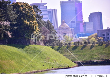 Hanzo Moat National Diet Building 124798601
