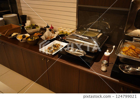 buffet 124799021