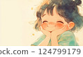 一個女孩用手托著臉頰微笑 124799179