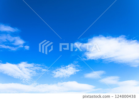 Refreshing blue sky, moon and white clouds 124800438