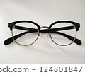 Wellington-style glasses, front 124801847