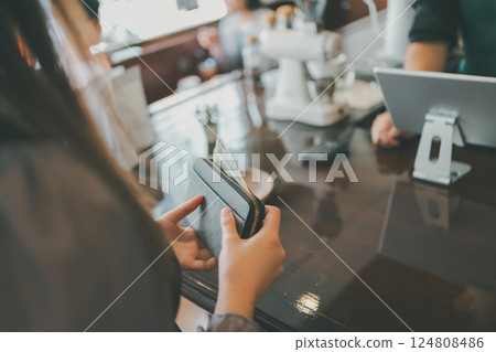 payout, accounting, female 124808486