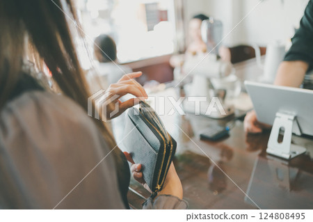 payout, accounting, female 124808495